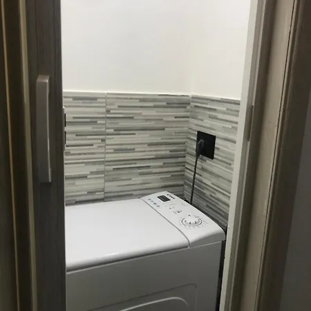 1 Apartment